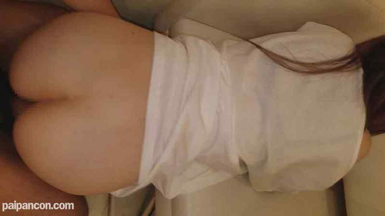 FC2-PPV-1396402 - 【個人】店に売られる小柄な美尻の若奥さん、初めて知らない男の肉棒で生膣を犯され2度中出しされる