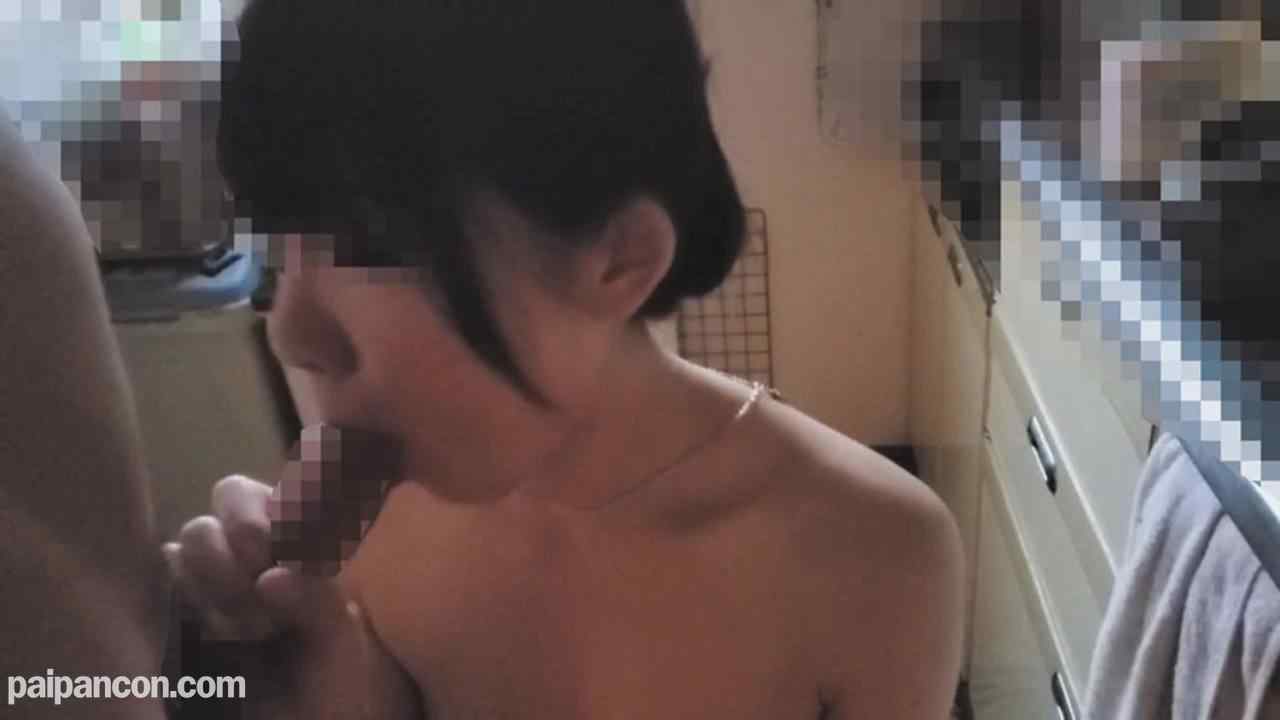 FC2-PPV-1483691 - 【個人】実家に逃げた奥さん。休日の昼間に他人棒に中出しされる thumbnail_8.jpg