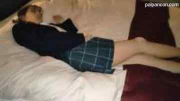 FC2-PPV-1679003 - 音信不通【個撮】県立普通科②家出資金のため見知らぬおじさん2人に無許可で連続中出しされる。