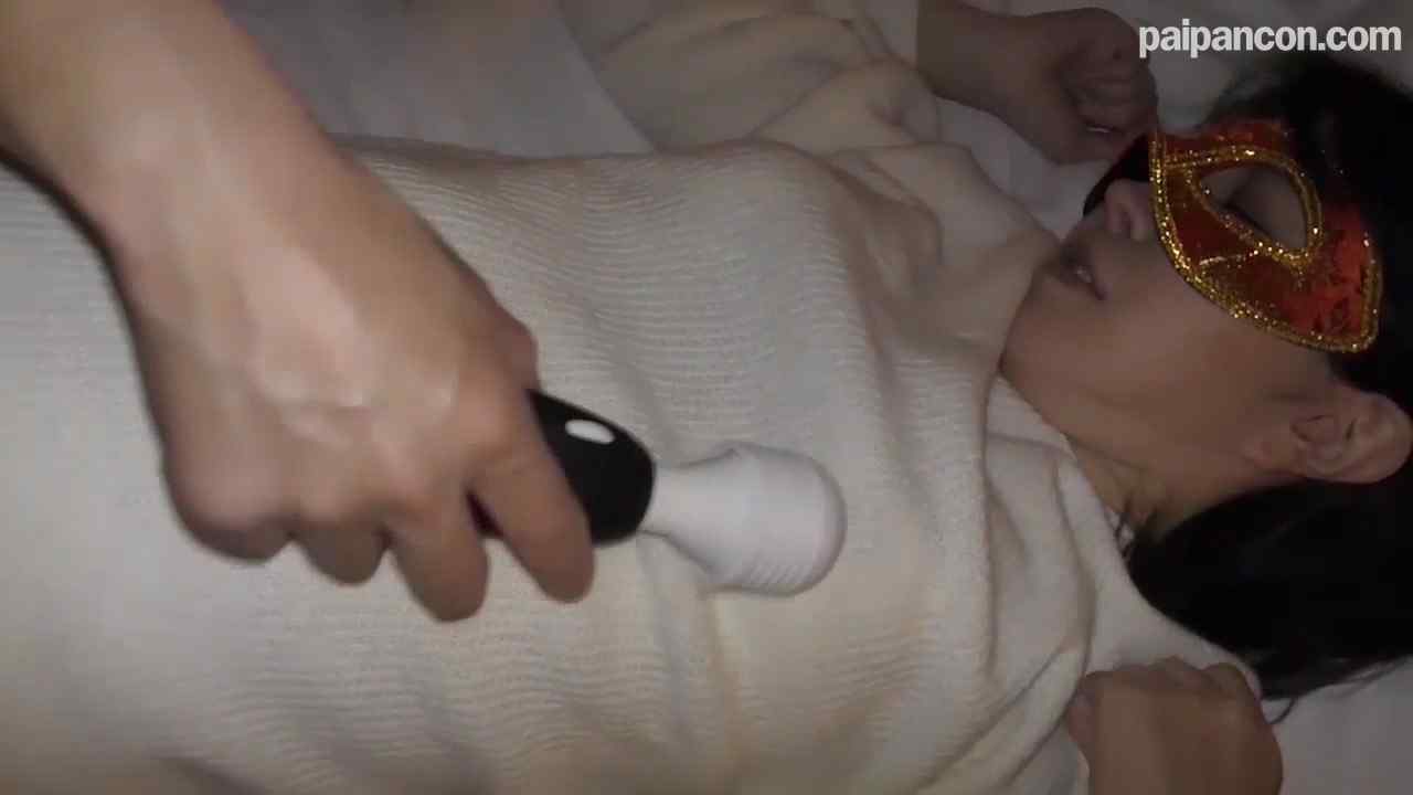 FC2-PPV-1703238 - 【個人撮影・中出し】40歳を迎えて性欲が頂点へ　天国モードの体は羞恥心を越えて溢れ出る潮の洪水・・・