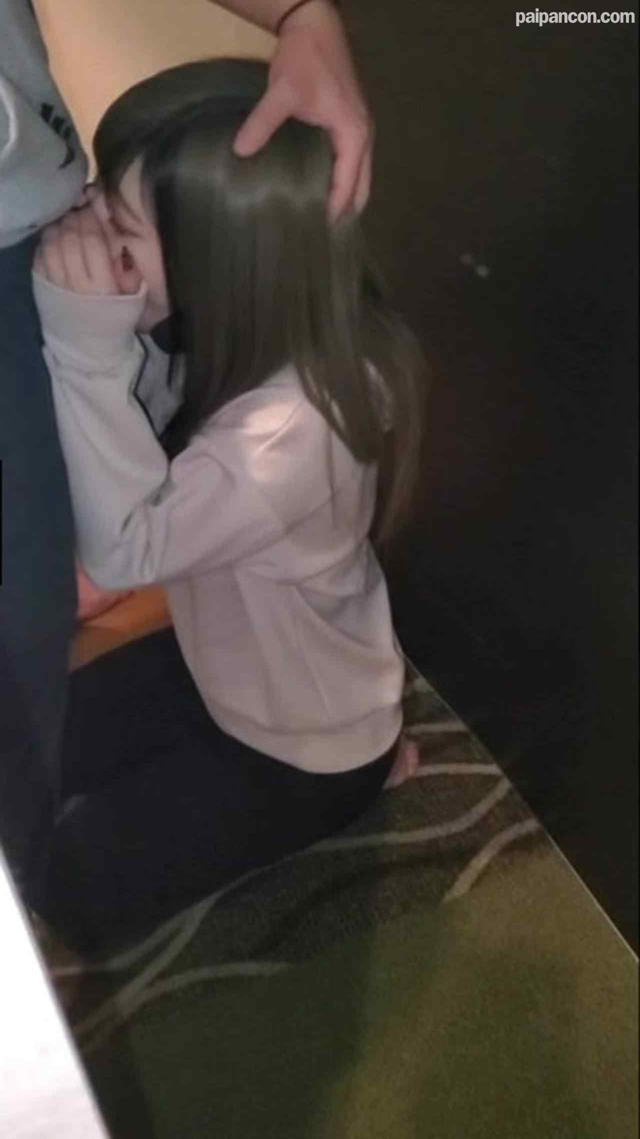 FC2-PPV-1809738 - 【無】派手髪無毛なマゾ玩具。力で抑え込んで生膣で好き放題遊び、メスイキ。