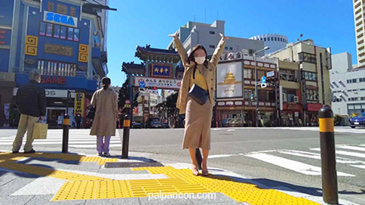 FC2-PPV-1816700 - 【変態人妻in横浜デート】昼間から口内射精されたザーメンを口に含んだまま観覧車デート＆夜景の綺麗なホテルで身体に卑猥な落書きをされた肉便器マゾ妻ナマ中出しSEX動画【個人撮影】 thumbnail_1.jpg