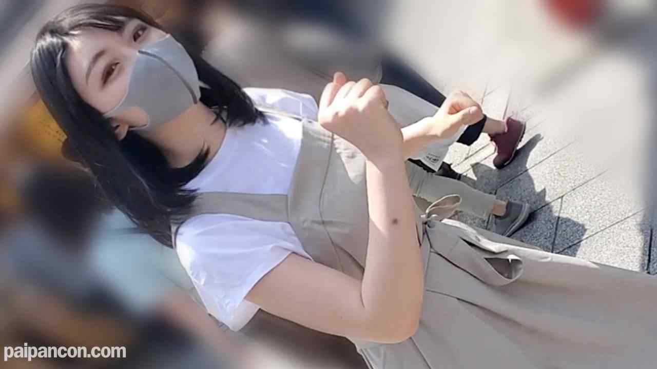 FC2-PPV-1840074 - わけあり巨乳現◯Dと再会デートで中出し！ thumbnail_1.jpg