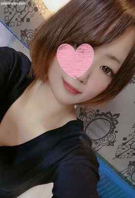 FC2-PPV-1896475 - ☆初撮り☆完全顔出し☆元A○Bりっちゃん似の笑顔が可愛い美**♥陥没乳首の小柄**ボディにしっかり中出し**ました♥【個人撮影】