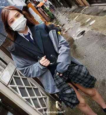 FC2-PPV-1958155 - 初体験【個撮】県立普通科②制服の中に隠された圧倒的な色白美乳。大きな瞳で見詰められ幼いマンコに連続射精。 cover.jpg