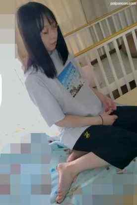 FC2-PPV-2190519 - 【個人】生の他人棒を拒み泣き叫ぶ悲劇のヒロイン気取りの奥さんを騙し膣内に注ぎ込む。 cover.jpg