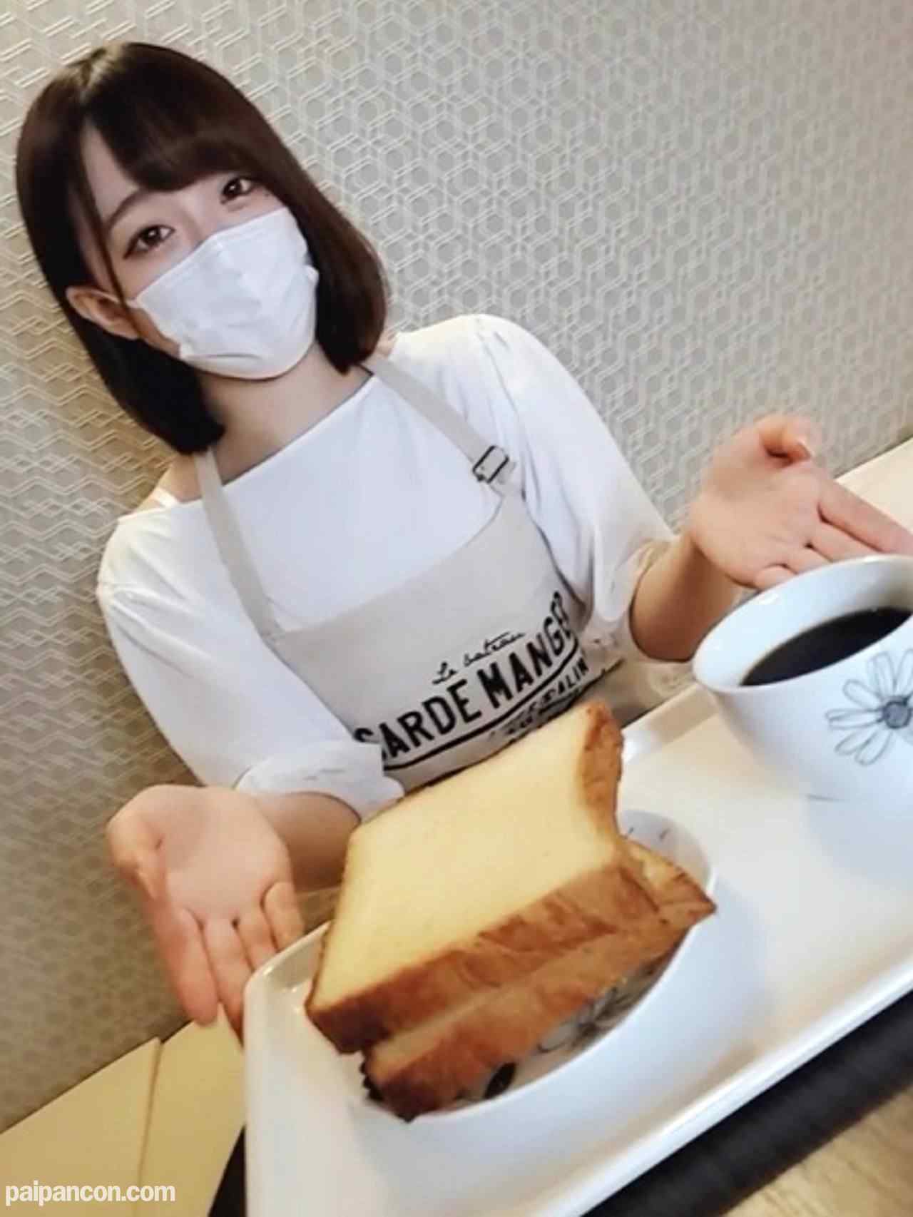 FC2-PPV-2441593 - パン屋の看板娘、お店のエプロン姿で生ハメ大きなお尻にぶっかけ・中出し thumbnail_0.jpg