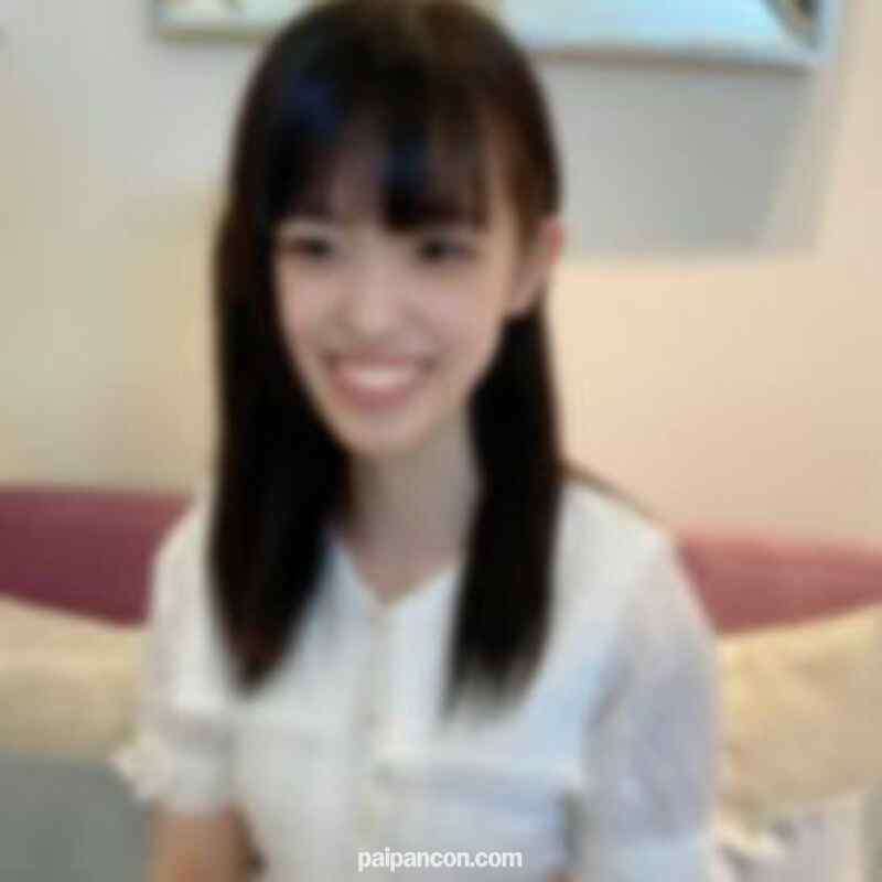 FC2-PPV-2510013 - 18歳色白スレンダー美少女、清潔感溢れるお嬢様女子大生。気品漂わせながらも濡れたマンコで喘ぎまくり絶頂。人生初の大量顔射に放心状態。 cover.jpg