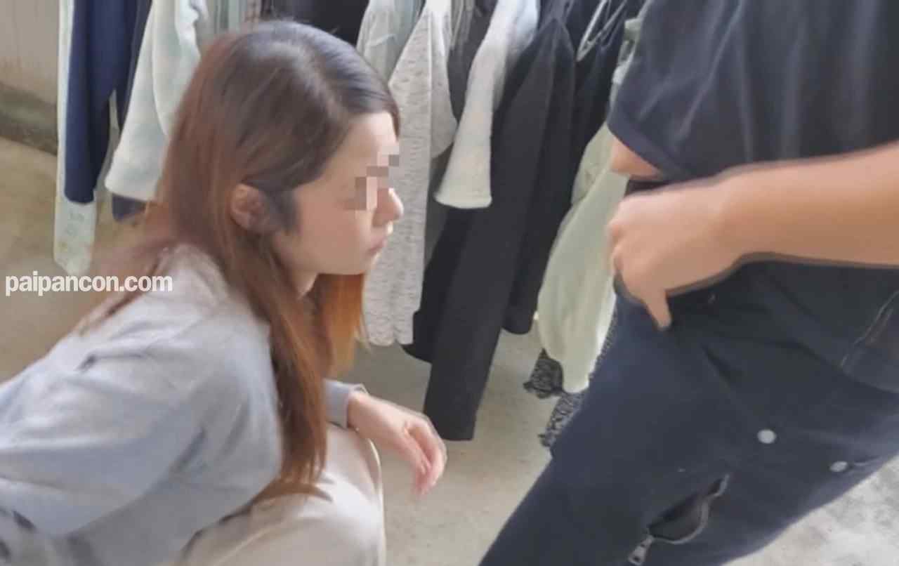 FC2-PPV-2546605 - 34分【クリスマス翌日の家に３人の男が訪問】*を寒空に出す*が**的に***旦那の借金を身代わりに孕ませられる。 thumbnail_0.jpg