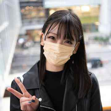 FC2-PPV-2559945 - 【初撮影！シネマ画風！！】早く大人になりたくて！精一杯背伸びした黒髪現◯女子大生に２回中出し・・・人生初の大量潮吹きでちょっぴり大人になれた19才！！（長編 + お正月特典新