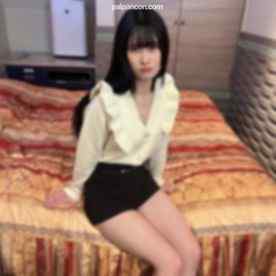 FC2-PPV-2583964 - 黒髪ロングの色白スレンダー。日本人形のようなカフェ店員を忘れ物をしたふりして口説きましたｗ cover.jpg