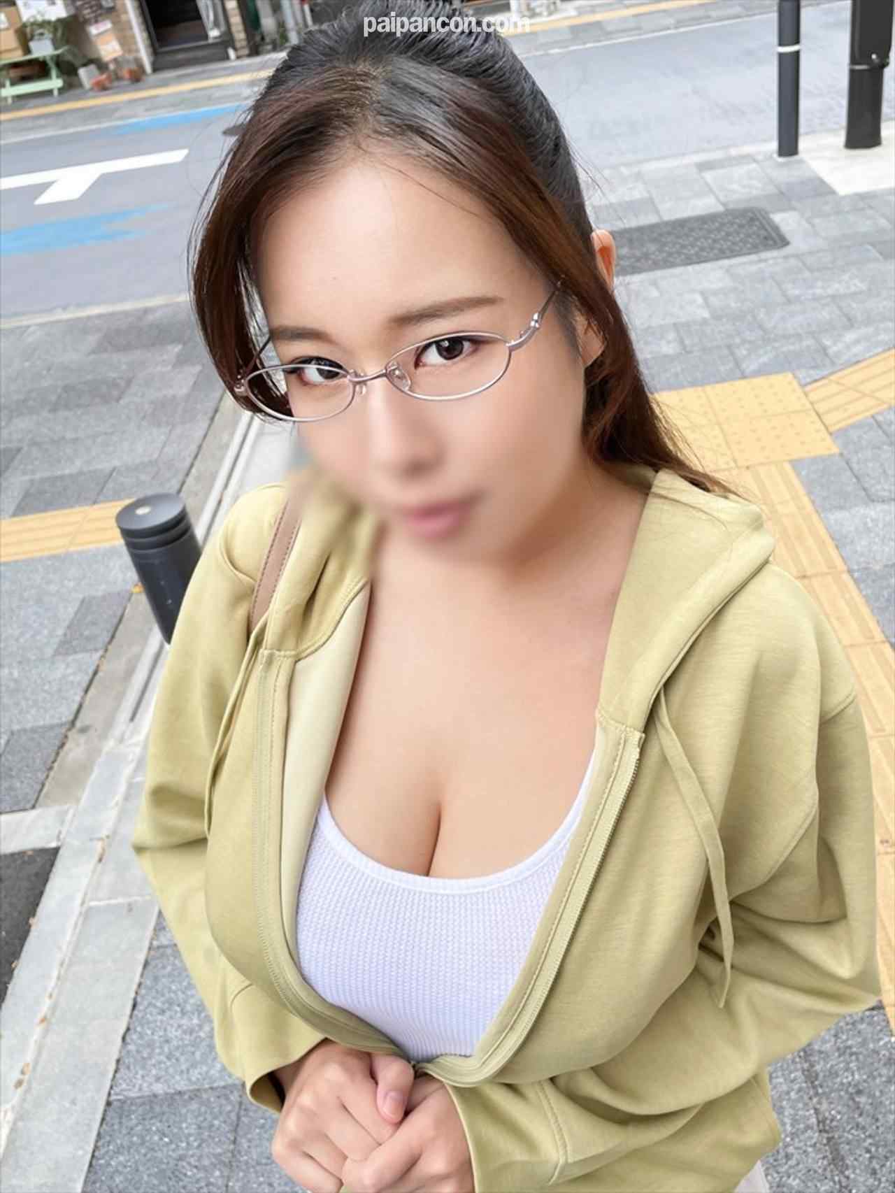 FC2-PPV-2707706 - 爆乳メガネ地味*介護士25歳。Jカップ爆乳揺らし下品に昇天ガンギマリ!!絶倫巨根チンポピストン連打で飛びまくり中出し卍ハードコア【ロケットぱいぱい♥】