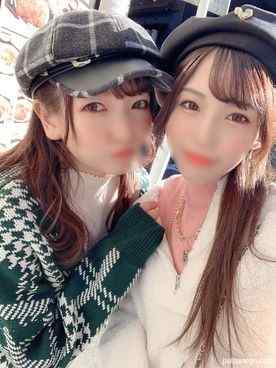 FC2-PPV-2710212 - 可愛すぎ！女子２人組に街頭インタビューナンパ！19才に「夜の事情」を聞いたら20人喰ってるド淫乱。連れ込み部屋で激震ピストンで連続絶頂しまくるエロエロ娘