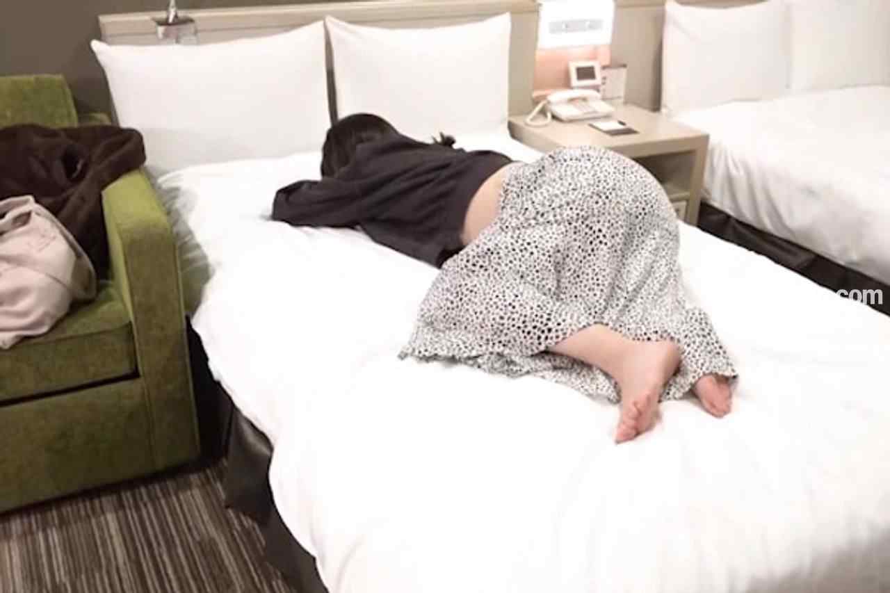 FC2-PPV-2721362 - 【個人撮影・中出し】ハプバーで出会ったカップル。男性は素人ハメ撮り作品大好き寝取られ願望の持ち主で、女性は感度の良すぎるド変態でした。 thumbnail_0.jpg