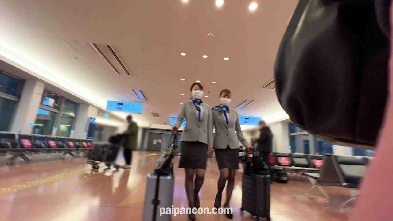 FC2-PPV-2760507 - 美しい現職ＣＡ。勤務中を****。下ろした髪型が可愛い私服姿でデート、カラオケ店でいたずら。美しい制服姿で４Ｐ大乱交。【限定発売】 thumbnail_2.jpg