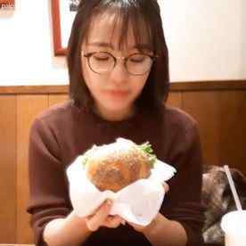 FC2-PPV-2876197 - ※期間限定販売※【顔出し・中出し】※長尺特典付き※知人の妹がこんな時期に上京してきて生活に困っていると言うので、色々交渉したら、お兄ちゃんには絶対内緒で個人使用ならと撮影させてくれました