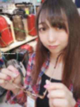 FC2-PPV-2979694 - 4本合計250分!!【無修正／顔晒し／制裁】浮気を繰り返すシン**を中出し10連発の制裁。締まりの良さは一級品でおかわり殺到。 cover.jpg