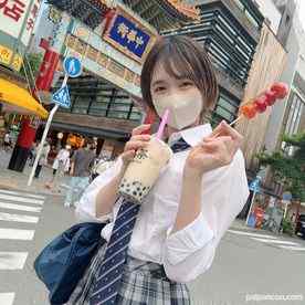 FC2-PPV-3047256 - 初撮影！清純なルックスからはとてもとても想像できないドドド淫乱なThe肉食系スポーツ女子！！部活帰りの健全な女子◯生がこんなにも淫乱だとは知る由もなかった・・ほんと凄かった・・・ cover.jpg