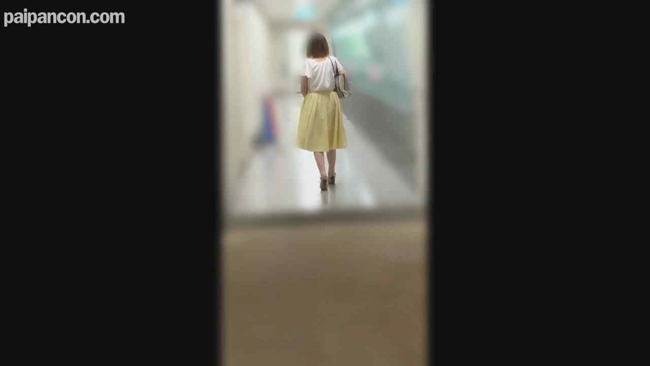 FC2-PPV-3064750 - 【無修正ｘ個人撮影】お稽古の月謝の支払いの為に体を売る人妻…自分の**が水泳教室の時間に、公民館の多目的トイレで**でお金を稼ぐ主婦に中出しを強要！ thumbnail_1.jpg