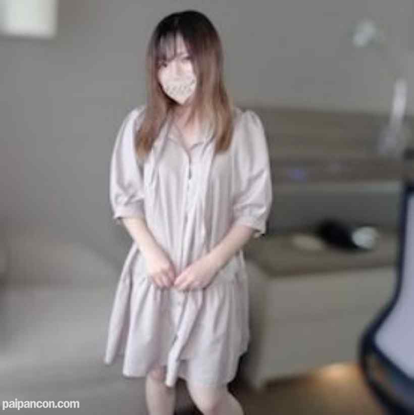 FC2-PPV-3075159 - 【初ハメ】【顔出し】モジモジしているロ◯キュート系の素人さん！！たっぷり調教して中出ししちゃいますが、大丈夫だったのでしょうか・・・ cover.jpg