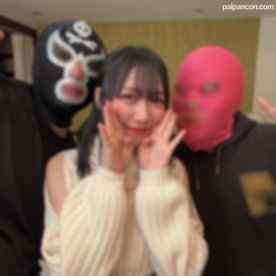 FC2-PPV-3103366 - あざとかわいいJDももかちゃんが4P！何も知らずにやってきて男3人に弄ばれ3連続中出し。 cover.jpg