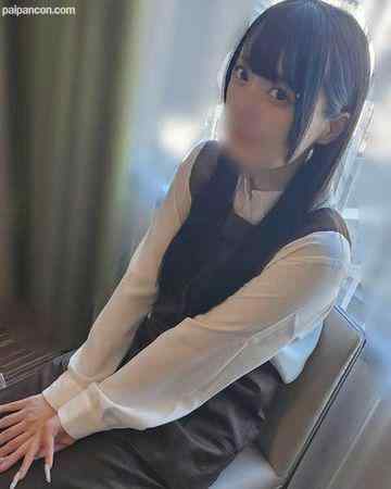 FC2-PPV-3118849 - ろり巨乳の裏垢女子の表の顔はネイリストのインスタ女子。巨根を美味しそうにフェラ・中出し cover.jpg