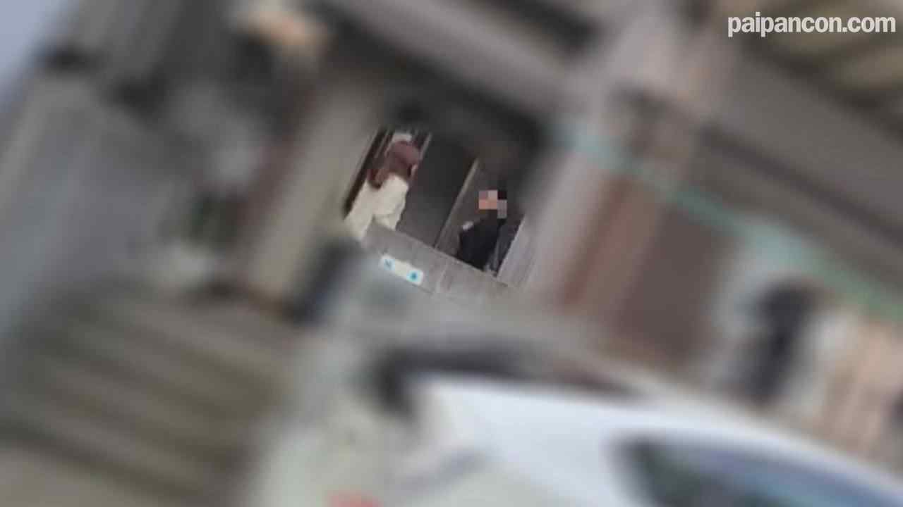 FC2-PPV-3133512 - 【個人】ママ友との団欒を奪い、スレンダーな人妻の自宅に訪問。ママ友に見られ。。。