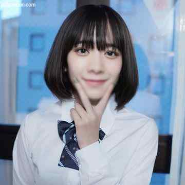 FC2-PPV-3135243 - 【無修正】18歳のツルマンデカクリ美〇女♡初めての潮吹き！おじさんのテクに中イキ中出しまんぴ～す壱ノ型 cover.jpg