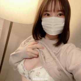 FC2-PPV-3188642 - 【#81】抱き心地最高な大学生ちゃん。ピチピチニットでお胸とお尻が強調されて、男が我慢できるわけないんだが！？けしからんので生で犯してぶっかけました！垂れた精子がおまんこに...♡片想い♡