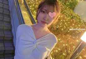 FC2-PPV-3192968 - 色白スレンダーのカフェ店員が秘密のバイトで激しく喘ぐ。白いクリームを注ぎ込んでみた。 cover.jpg