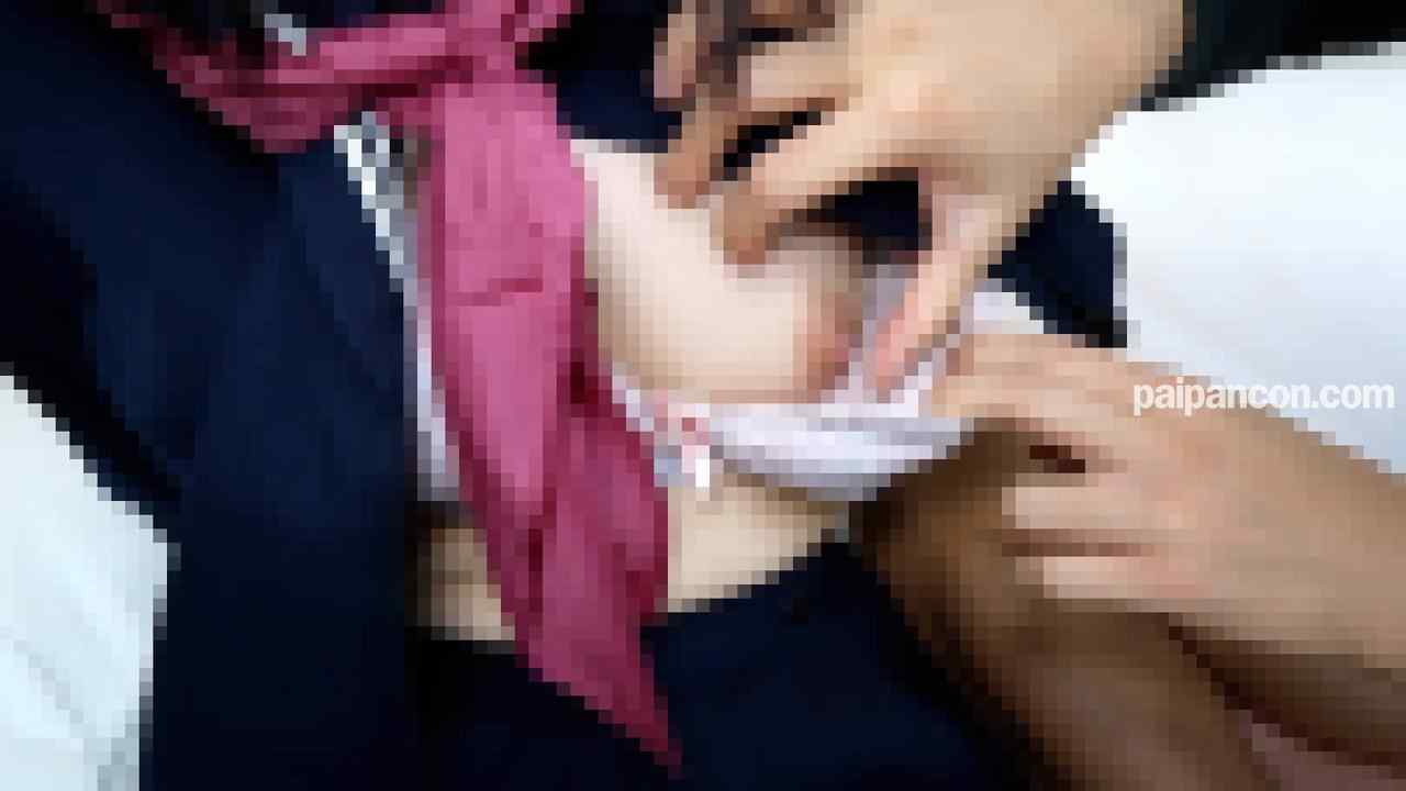 FC2-PPV-3195640 - 初撮影！！中◯生から突如現れた義理のち◯親に性的虐◯を受け続けた訳あり女子◯生・・・その背景を知りながも己の欲の為密室に連れ込み2回連続膣内射精！！ thumbnail_5.jpg