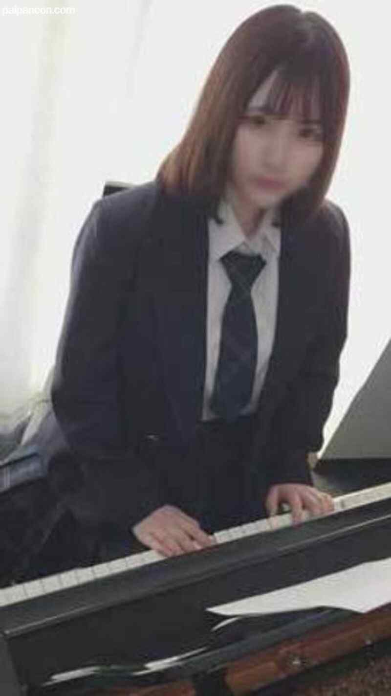 FC2-PPV-3196996 - 【2004年生顔出し】音大進学の夢を親に閉ざされかけた元お嬢様を支援。