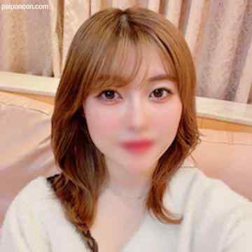 FC2-PPV-3259430 - 【初撮り】欲求不満な地方の大学生！！奨学金返済したいみたいなので助けました。無知な素人ですがオナ好きで、人の顔見てフェラチオする好きっこでした、容赦無く中だしさせて頂きます cover.jpg