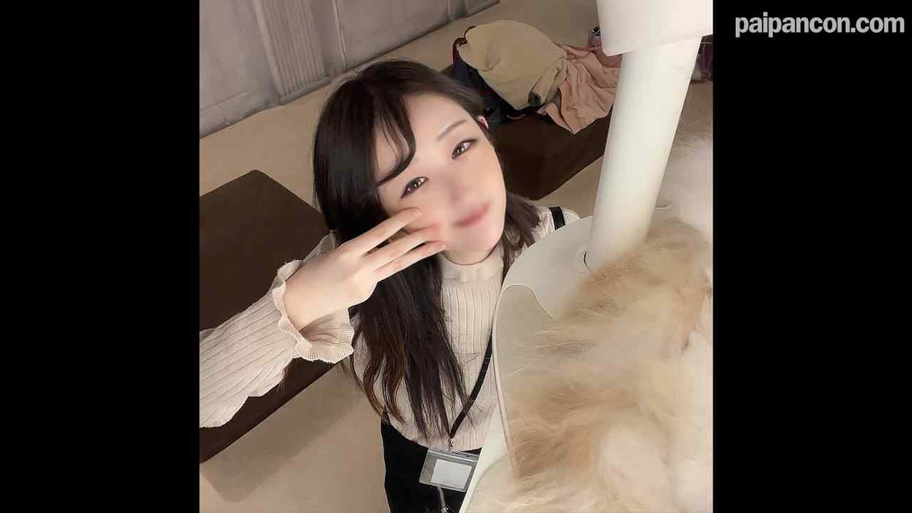 FC2-PPV-3275018 - 顔出し！！猫カフェで働く押しに弱そうなスレンダー女子大生にそそり勃つ僕の性器を咥えられ気持ち良すぎて生中出し！！！(後編)