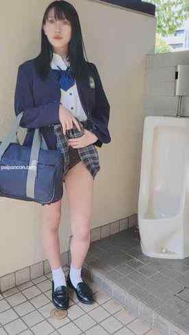 FC2-PPV-3508299 - 黒髪ロングの受験生。放課後に学校裏の公衆トイレで