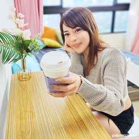 FC2-PPV-4104949 - 【無】スレンダー巨乳のマンマンちゃんが日本人男性と初体験♥キュっと引き締まった美ウエストにのような輝く瞳♥エッチな日本語を身体で覚えさせちゃいました！ cover.jpg