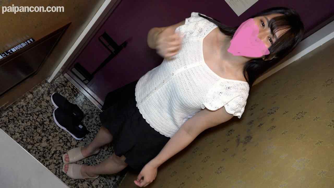 FC2-PPV-4308830 - ★特典で無修正 ♀96 かすみちゃんとの喘ぎまくりセックス！最後は苦手な顔射をされてフィニッシュ！夏は.はエロくなります thumbnail_1.jpg