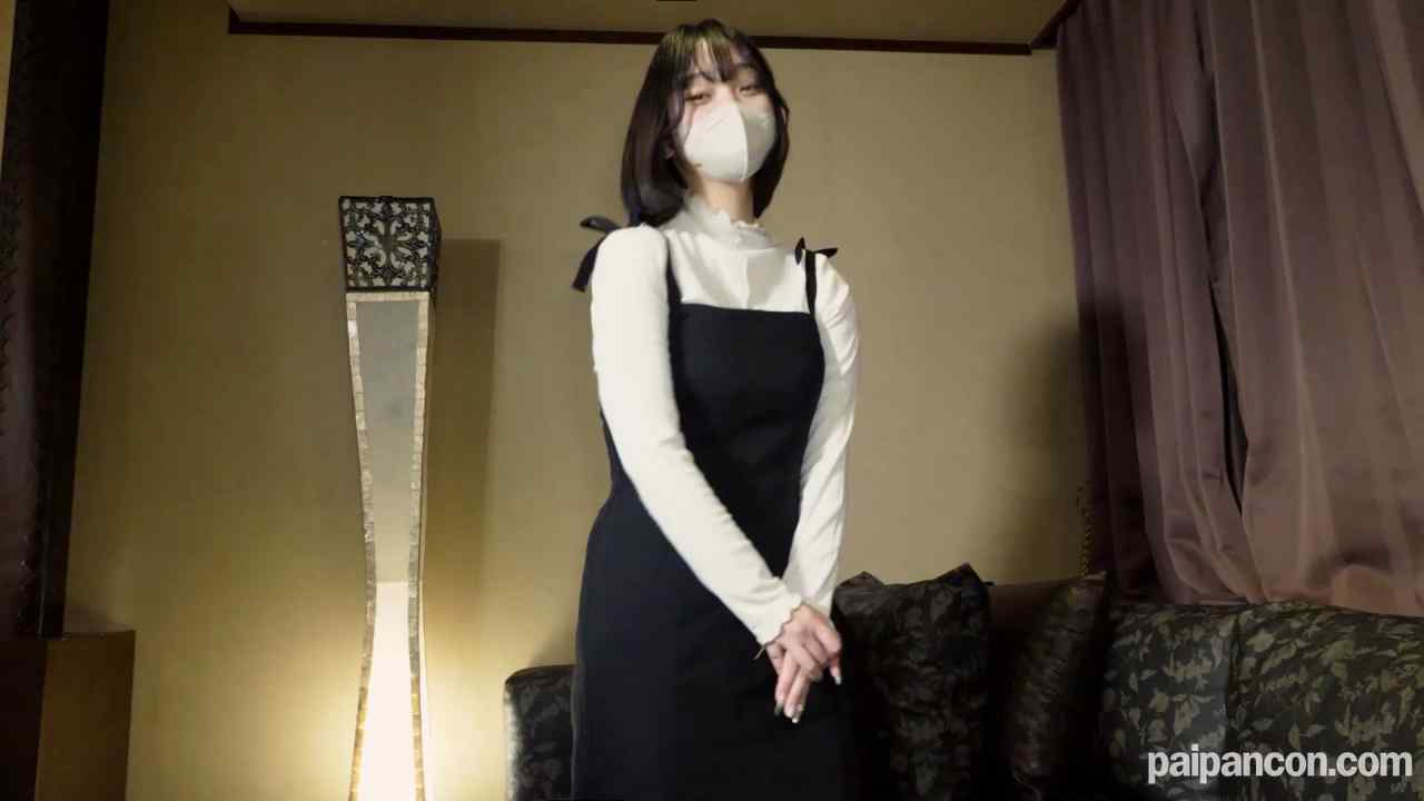 FC2-PPV-4499890 - 22日まで990pt!!!　※初撮り　美乳スタバ店員学生　「撮影は嫌ですが...」乗り気じゃない彼女を条件込みで撮影成功。学生は本当に金欠ですね。 thumbnail_0.jpg