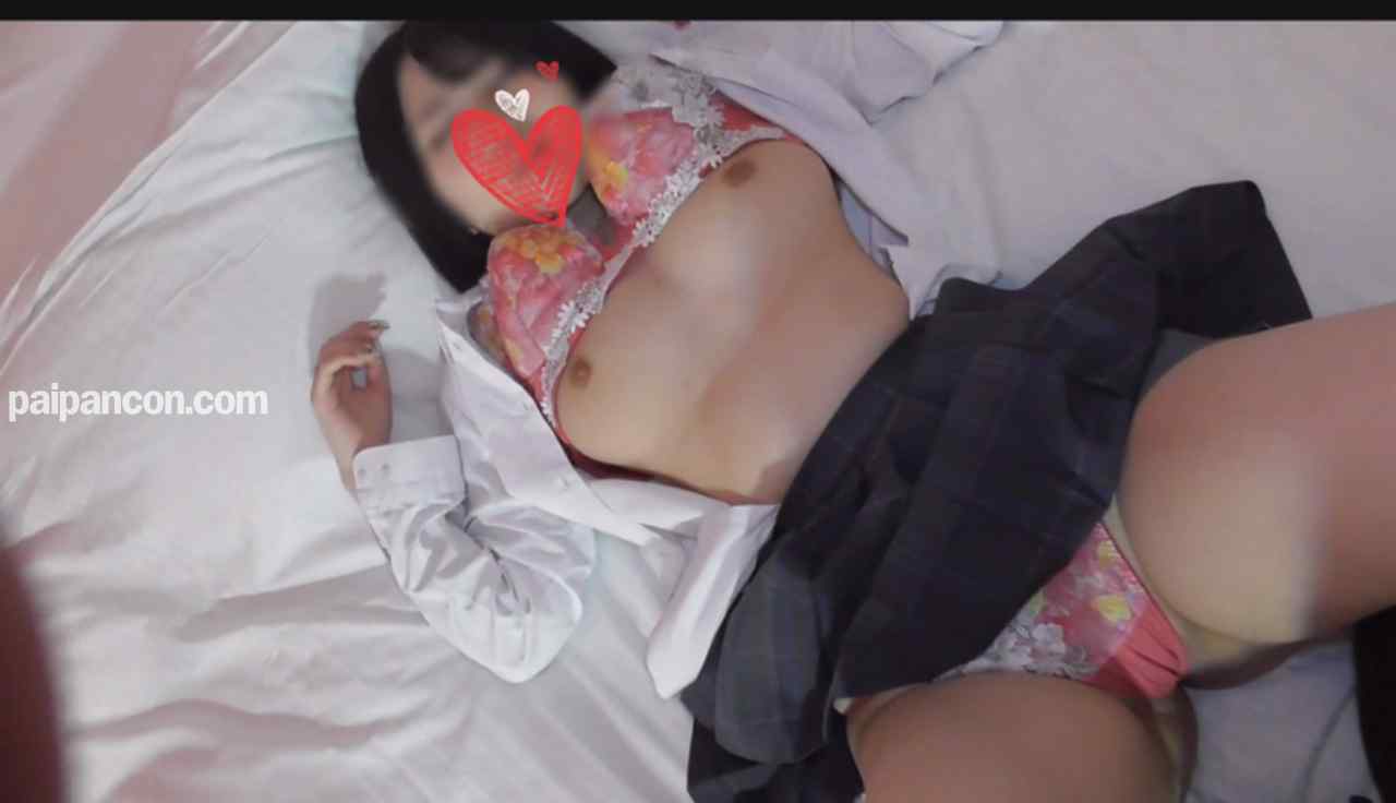 FC2-PPV-4585719 - 顔出し特典あり！Gカップの黒髪美女がわけもわからずにラブホに連れてこられ、いつの間にか中出しまで… thumbnail_5.jpg