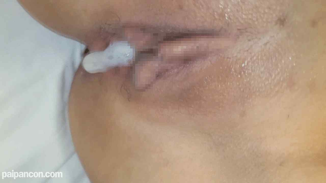 FC2-PPV-4616005 - 【個人】 寝てる横で声を殺し悶え、膣奥を串刺しにされ子宮内に中出しされ不思議と笑みをうかべる人妻 thumbnail_9.jpg