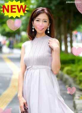 FC2-PPV-4617981 - ※期間限定※【アラフィフ奥様の夢叶えます】むっつりドスケベ熟女48歳 溢れる性欲を抑えきれず青臭い童貞ちんぽむしゃぶりつき＆エンドレス3Pファックでガチイキ中出しぶっかけスペシャル!!【長編大作!!】 cover.jpg