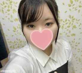 FC2-PPV-4619584 - 【完全素人18歳】可愛いくて超敏感!顔に似合わない巨尻を堪能して許可を得ず中出しハメ!※レビュー特典有※