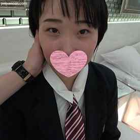 FC2-PPV-4621874 - 【無・個撮】初々しい透明感のある地味子ちゃんに大人のHを教えます！/制服コス【特典で高画質】