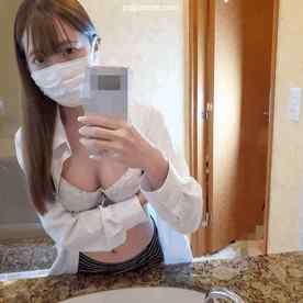 FC2-PPV-4658002 - 清純で好奇心旺盛な色白美乳。痛がりながらも性に貪欲の余りオジサンと中出しエッチ