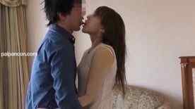 FC2-PPV-4660017 - 【5日間限定販売・薄顔モザイク】経営する店の為に・・・　他人棒を受入れる条件で融資された熟女人妻  再編集版