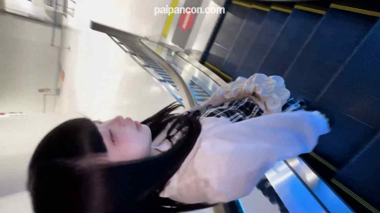 FC2-PPV-4687524 - 新垢ｲﾍﾞﾝﾄ限界価格70％OFF顔出し【未公開】148㎝圧倒的ろ〇の18歳ｺﾝｶﾌｪ嬢。汗たっぷりの巨根にﾒｽ顔発令。発情した膣に2度の種付け。。。 thumbnail_3.jpg