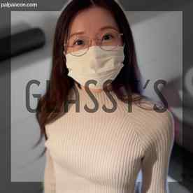 FC2-PPV-4691059 - #20 可愛過ぎる日本人メガネ美女と大量潮吹き生ハメSEX│GLASSY'S