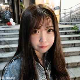 FC2-PPV-4707401 - 【8日迄990pt】22歳激カワ大〇生保育士志望 見せてはいけない姿.秘.密.披.露. キュッと締め付ける膣内で熱いザーメン中出し。妊.娠.確定 cover.jpg