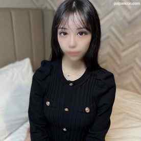 FC2-PPV-4715690 - ど変態オナホ！【無】【潮吹き・中出し】博多弁が可愛い汚パンツの美女。オナホにされるもイキまくり、潮吹きまでしちゃう敏感ちゃん。最後はドロっと垂れちゃうくらいの大量中出し。※特典あり