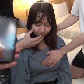 FC2-PPV-4743038 - 清./楚.系♡大./学. 2_年.かえでちゃん♡Dカップ美脚スレンダーbody♡未./◯./理.陰毛オマンコに3Pで連続中.出し♡ cover.jpg